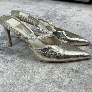 Dolce Vita Kanika Heels Vintage Gold Pearls Pointed Toe Hammered Metallic 9